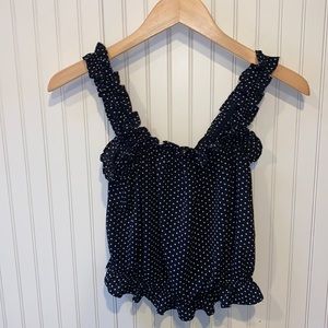 Black top w/ white polka dots 🖤🤍